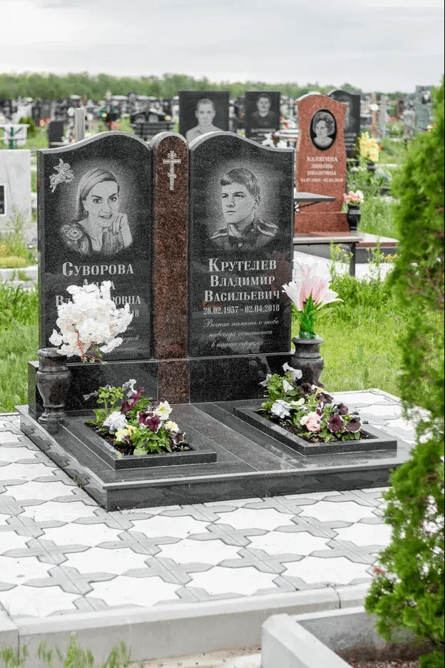 Эксклюзивные памятники