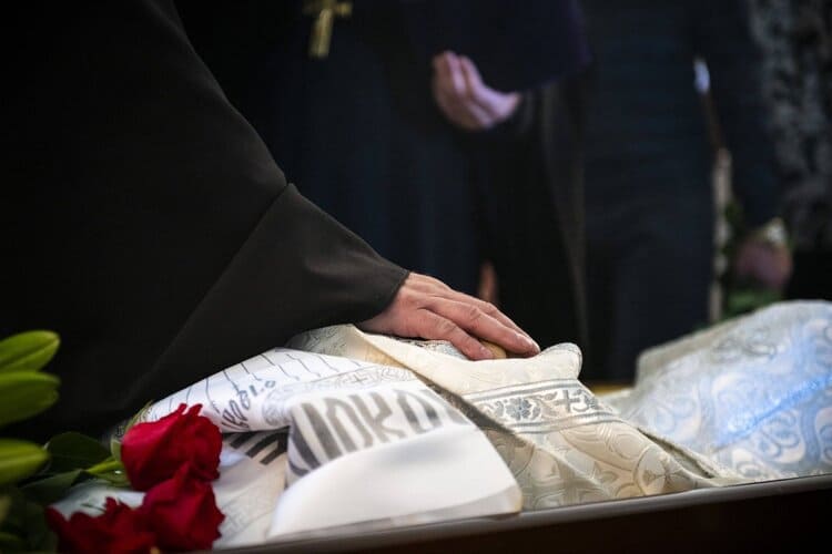 Православные традиции похорон. Отпевание