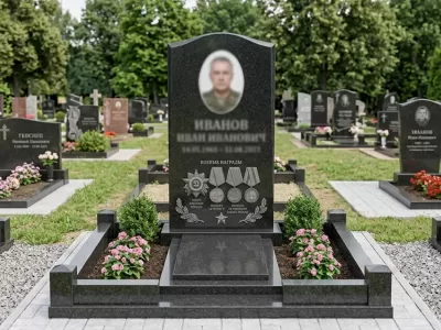 Памятники с гравировкой боевых наград на могилу: технологии обработки камня, порядок нанесения, факторы цены