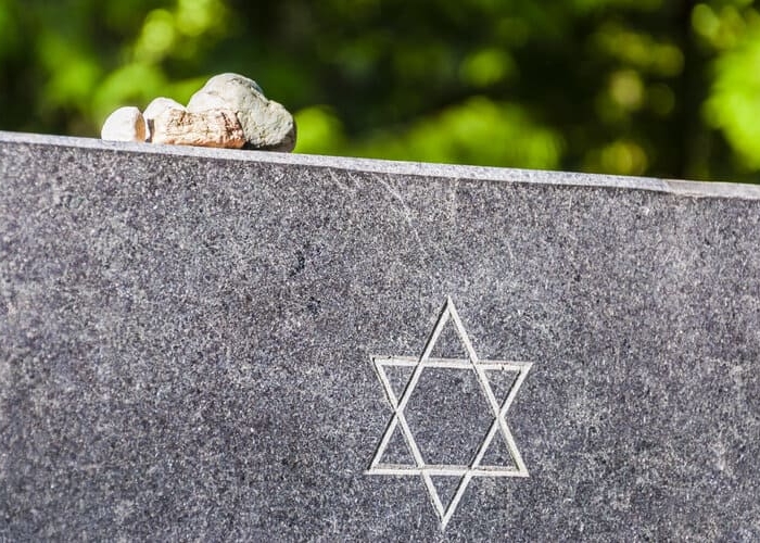 Традиции и обычаи похорон у евреев - этапы еврейских похорон